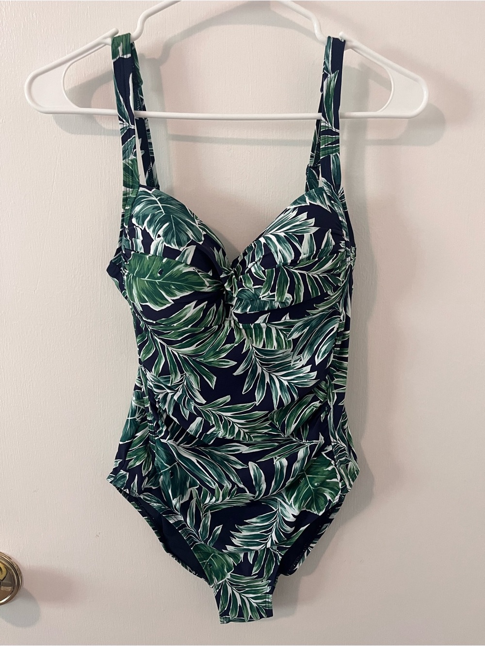 Niptuck Joanne One Piece Tropic Green Leaves Navy Bathing Suit Multi Fit Cup 6